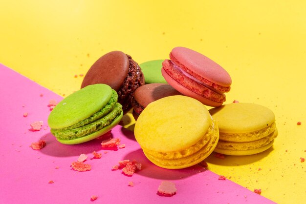 Bunte Macaron-Kuchen