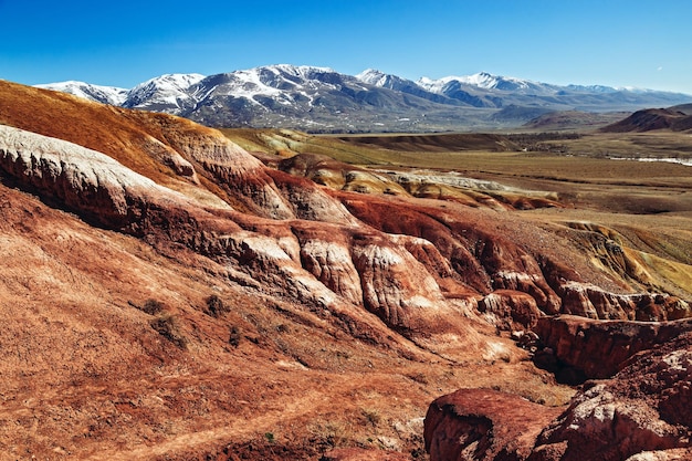 Bunte Mars im Altai-Gebirge Mars-Tal schöne Landschaft in Russland Farbige Hügel
