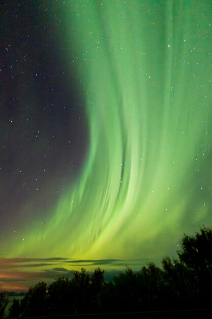 Bunte Nordlichter im Himmel