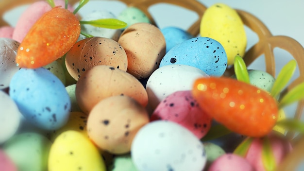 Buntes traditionelles Feier-Ostern-Oster-Ei-Foto