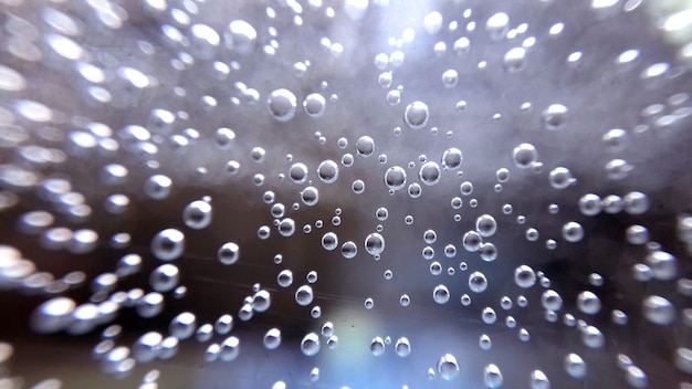 burbujas de agua carbonatada