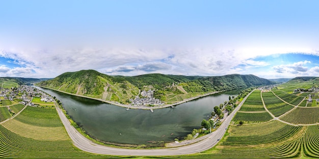 Burg Metternich en la ciudad de Beilstein en el romántico río Mosela Mosel 360 grad vista panorámica RenaniaPalatinado Alemania