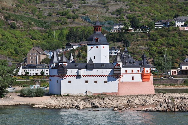 Burg Pfalzgrafenstein, no Vale do Reno, na Alemanha Ocidental