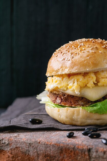 Burger mit roten Bohnen