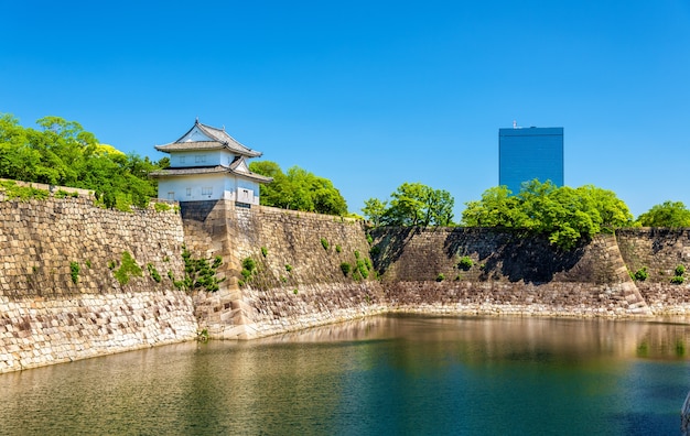 Burggraben von Osaka Castle in Osaka, Japan