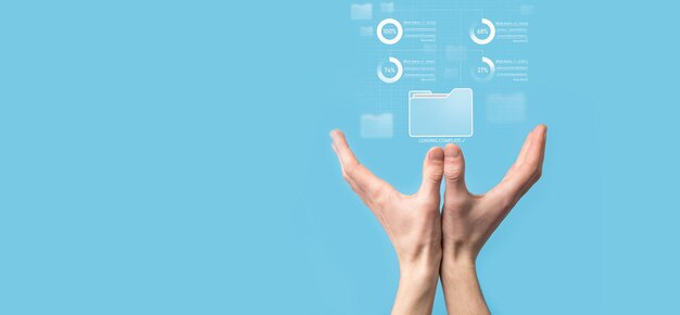 Business Developer Hand mit Board Framework auf einem virtuellen modernen Computer, der Innovation zeigt Agile Softwareentwicklung schlankes Projektmanagement-Tool schnelle Änderungen ConceptDocument Management System DMS