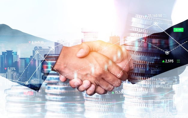 Business-Handshake auf Finanzwohlstand und Geld-Technologie-Asset-Hintergrund