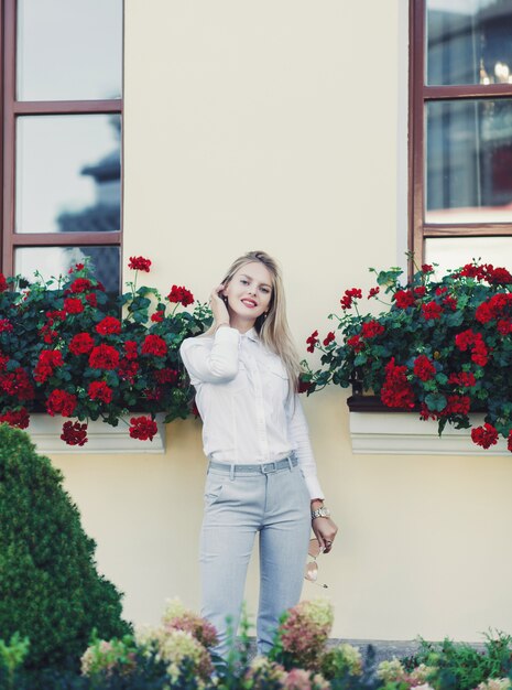 Business Lady in Freizeitkleidung