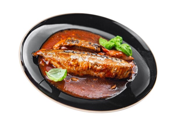 caballa en salsa de tomate y albahaca pescado fresco enlatado delicioso marisco cocina saludable