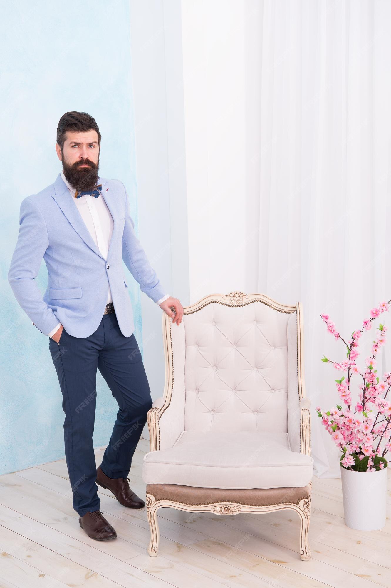 Caballero elegante hombre traje clásico pajarita ropa concepto | Foto Premium