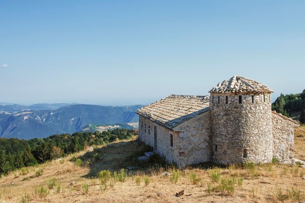 Una cabaña de montaña