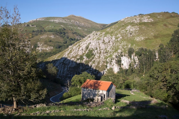 Cabaña en Picos Busampiro, Liérganes, España