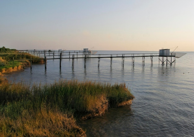 Cabañas en el río