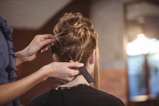 Cabeleireiro feminino, estilo de cabelo de clientes