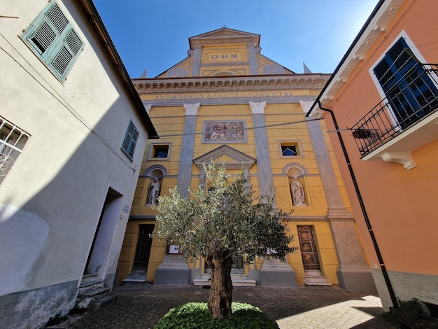 Cabella Ligure alte Kirche Piemont
