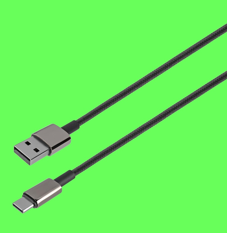 Foto cabo e conector usb typec em fundo verde