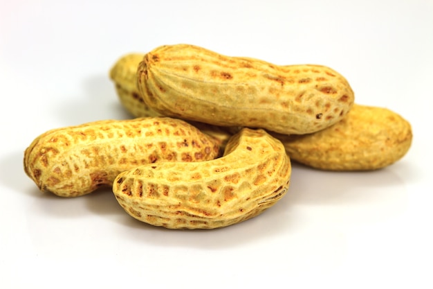 Foto cacahuetes secos en primer plano