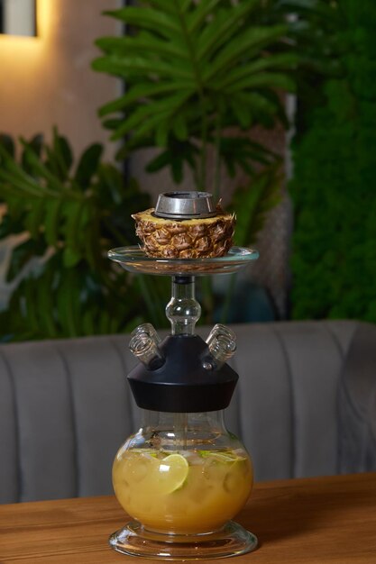 Cachimbo de água elegante com aroma de abacaxi para relaxarPineapple shishaHookah lounge