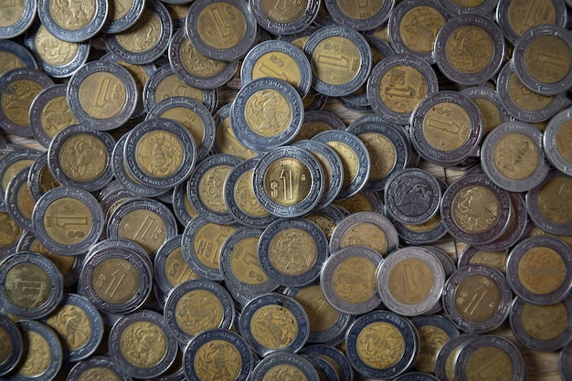 Cacho de pesos mexicanos, moedas de um peso