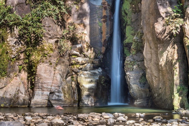 Foto cachoeira do salto do cabrito