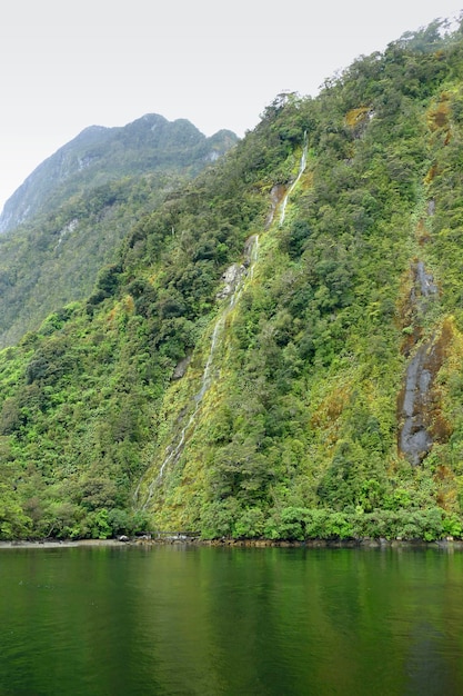 Cachoeira em Milford Sound