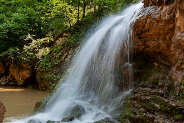 Cachoeira nas montanhas de AdygeaA República da Adygea é uma república sem litoral da Rússia