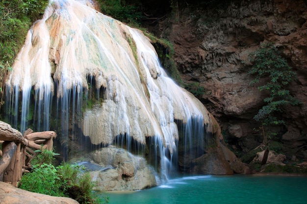 cachoeira natural bonita