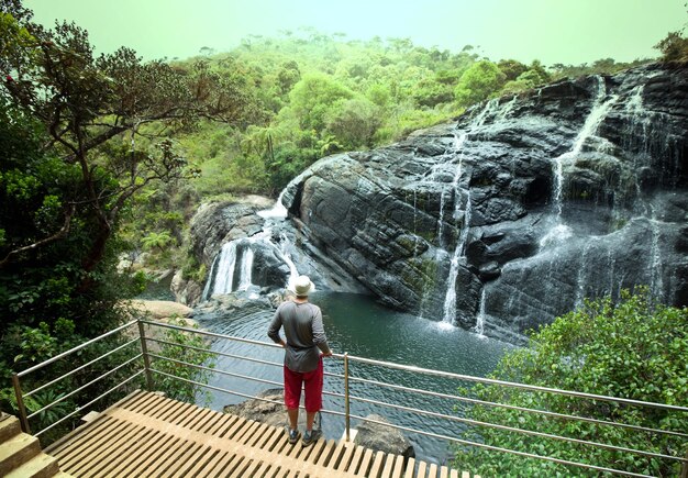 Cachoeira no sri lanka