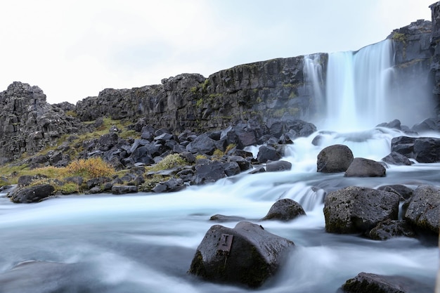 Cachoeira Oxararfoss no Parque Nacional Thingvellir Islândia