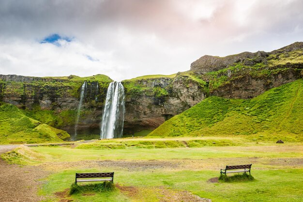 Cachoeira Seljalandsfoss na Islândia.