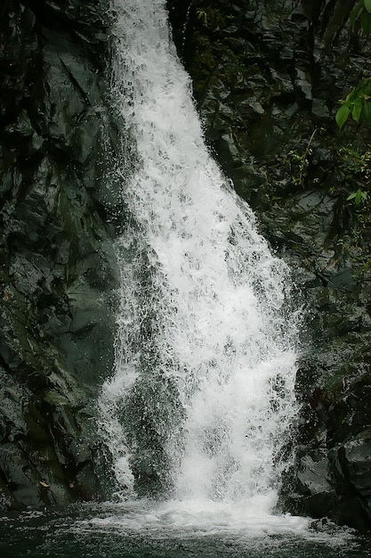 cachoeira ungle filipinas / cachoeiras de rochas, cachoeira nas ilhas filipinas, turismo na ásia