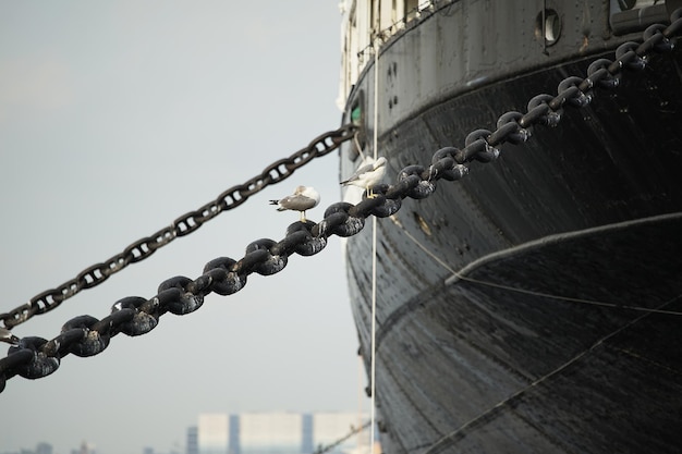 Cadenas de amarre para buques