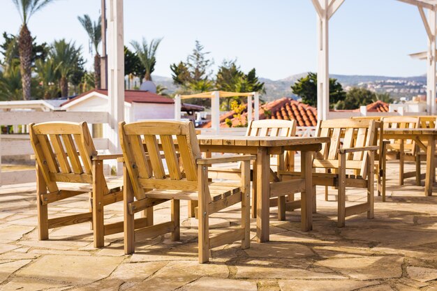 Café de la calle. Acogedor café al aire libre en Europa