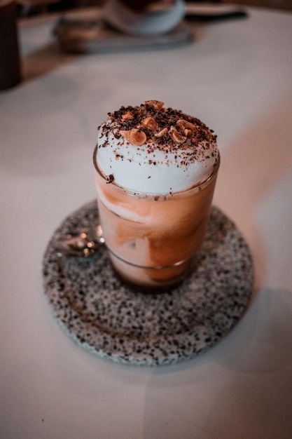 Café com cappuccino