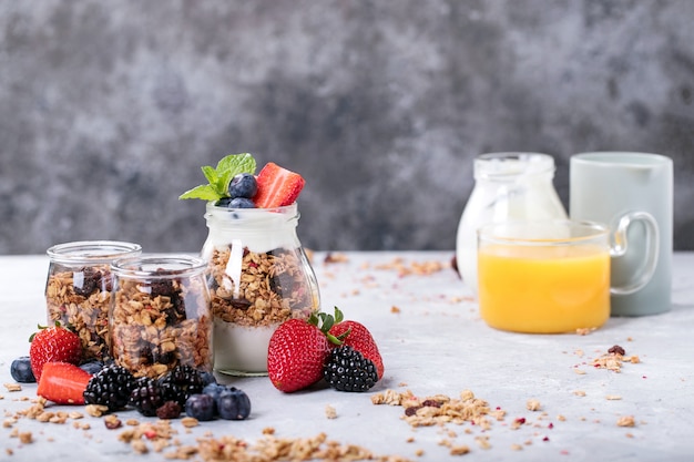 Café da manhã caseiro com granola