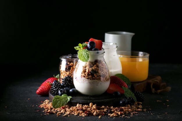 Café da manhã caseiro com granola