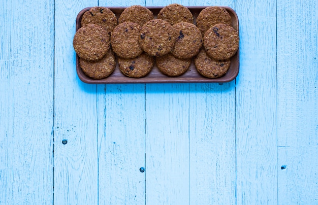 Café da manhã saudável com biscoitos de cereais