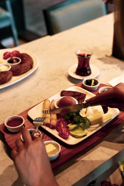 Café da manhã turco rico e delicioso