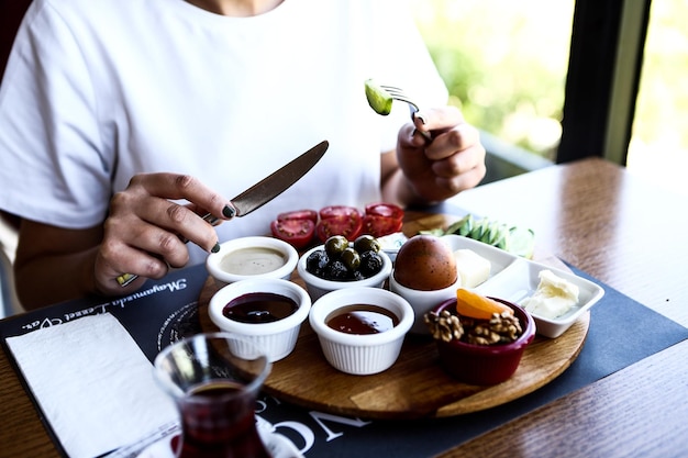 Café da manhã turco rico e delicioso