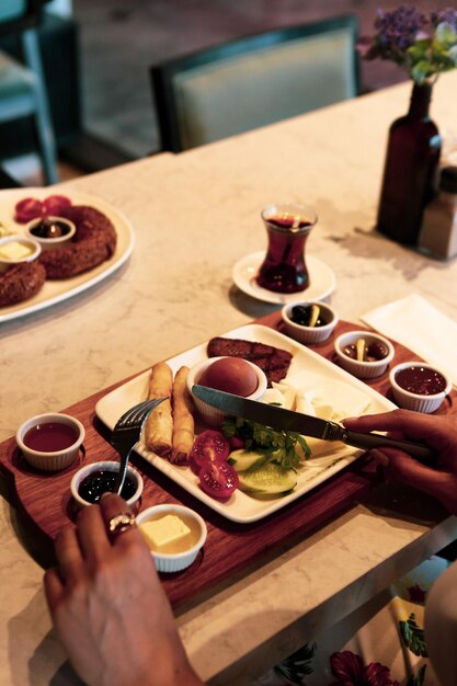 Café da manhã turco rico e delicioso