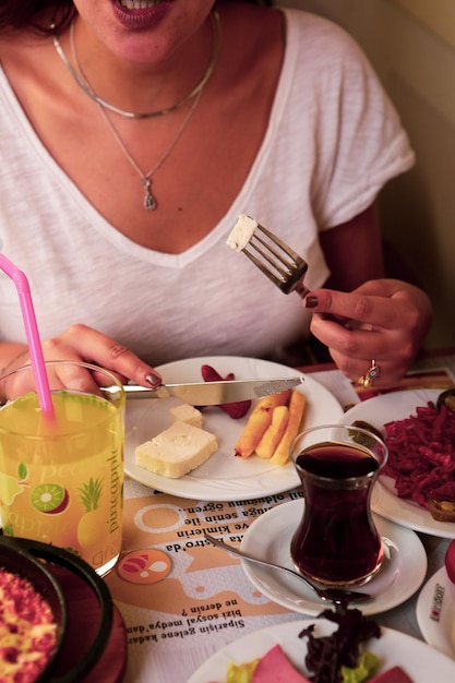 Café da manhã turco rico e delicioso