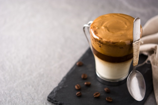 Café dalgona gelado cremoso