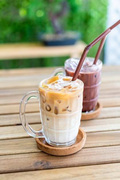 café con leche helado con chocolate helado