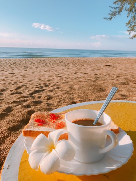 Foto el café de la mañana.