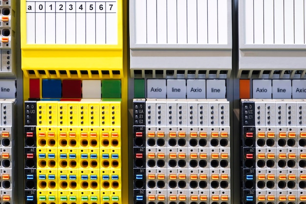 Caixa de cores para fios de distribuição de eletricidade PLC Painel de controle com fiação painel de controle elétrico recinto para energia e eletricidade de distribuição