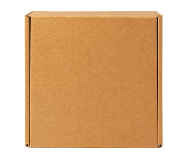 Caixa de papelão marrom isolada no fundo branco