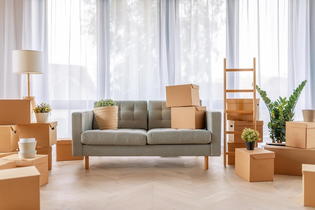 caixas no novo apartamento
