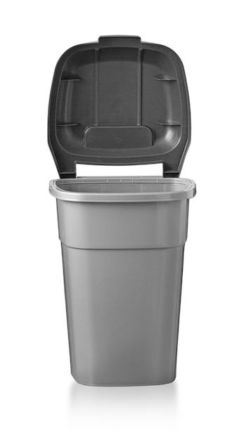 Foto caixote de lixo aberto cinza isolado no fundo branco com traçado de recorte