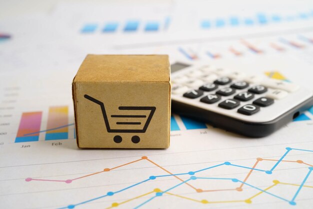 Caja de carrito de compras en línea en la calculadora importación exportación finanzas comercio