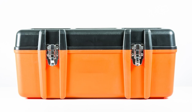 Caja de herramientas naranja aislada